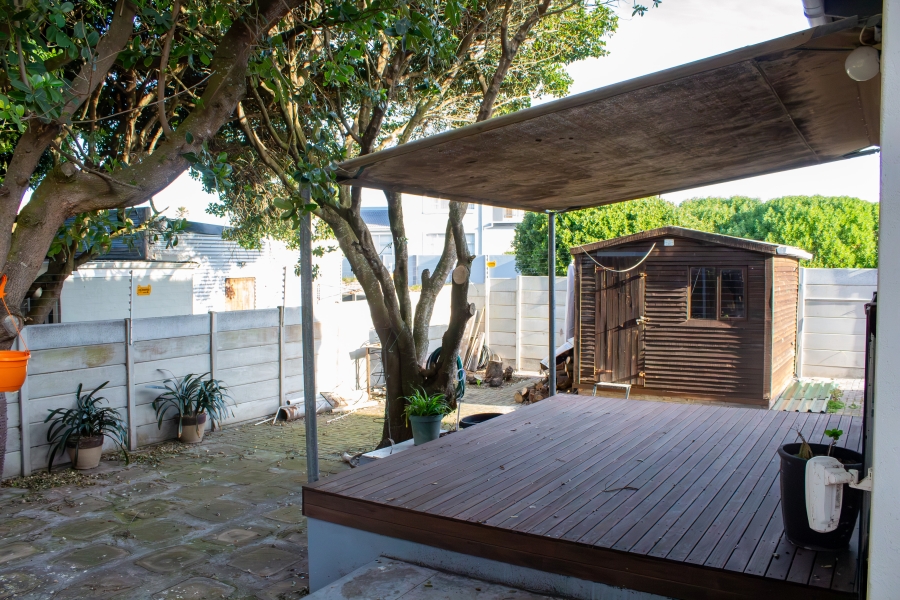3 Bedroom Property for Sale in De Kelders Western Cape